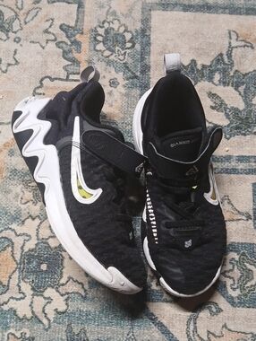 Nike Kids Black and White Sneakers with Neon Accent